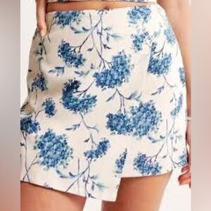 Abercrombie & Fitch Skort Small Scarlett Linen-Blend Wrap Blue floral print NWT